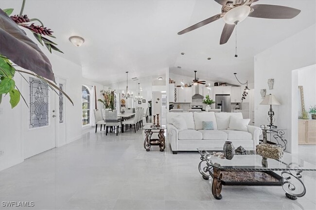 Building Photo - 1833 N Bahama Ave