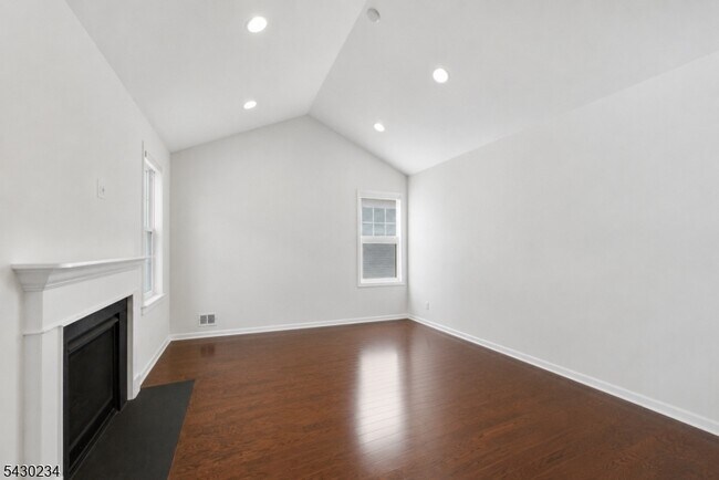 Foto del edificio - 133 Savoth Ln