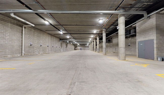 Building Photo - 4758 N Laramie Ave