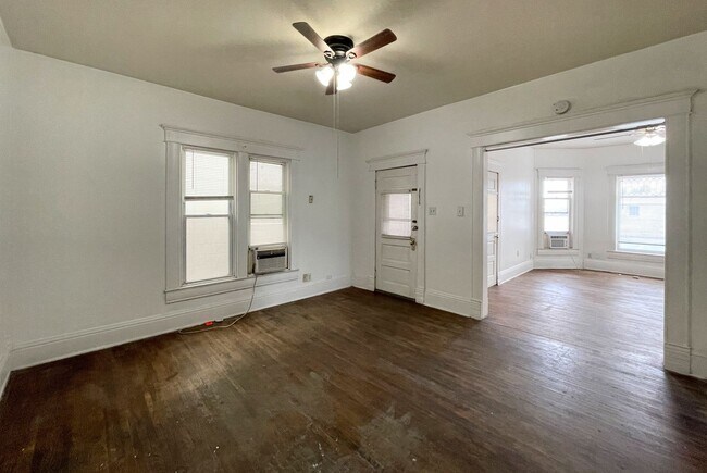 Foto del edificio - 2-Bed, 1-Bath Home