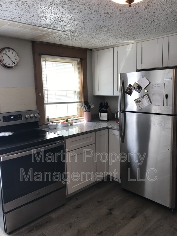 Photo - 537 Main St Apartment