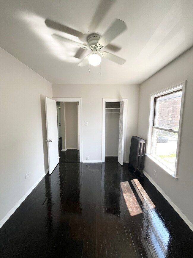 Foto del edificio - 948 N Kildare Ave