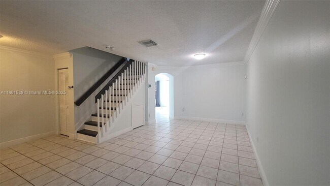 Building Photo - 10155 SW 163rd Pl