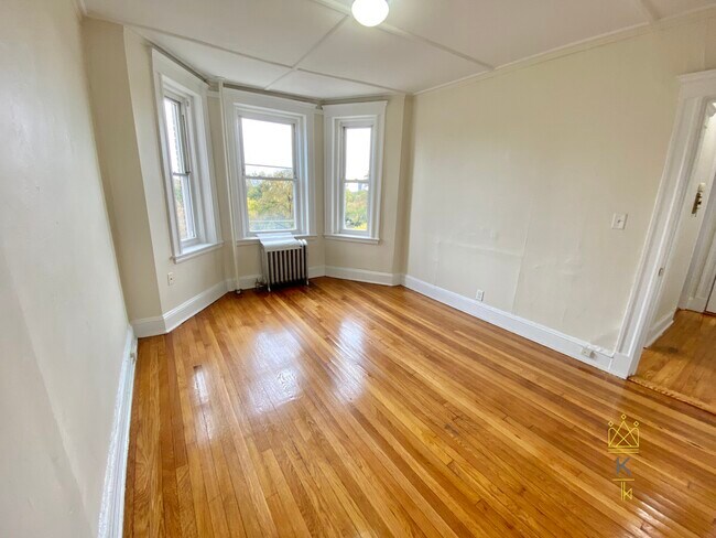Building Photo - 1241 Boylston St
