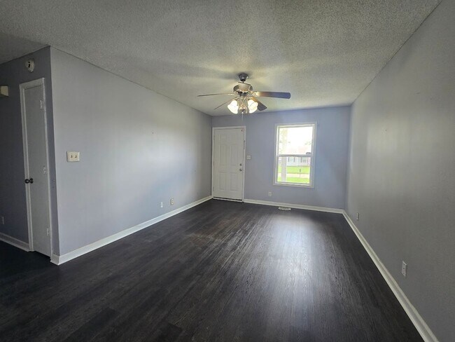 Foto del edificio - SPECIAL 1/2 OFF 1st Month's Rent