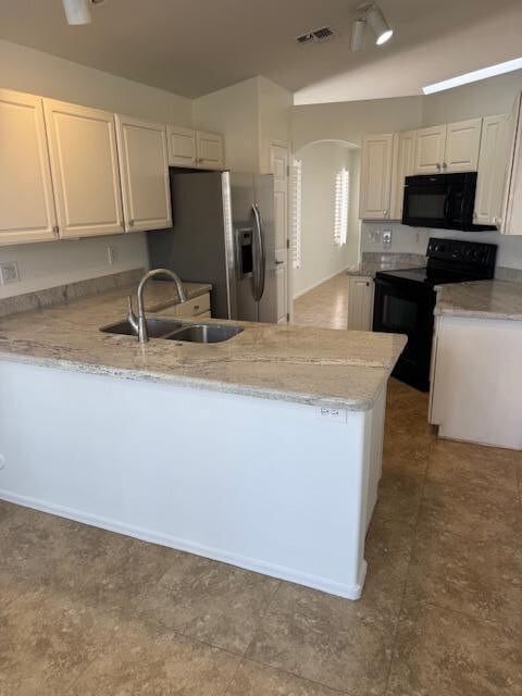 Building Photo - 4421 E Desert Wind Dr.