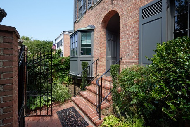 Building Photo - A Georgetown Paradise with Pool and 3 Car ...