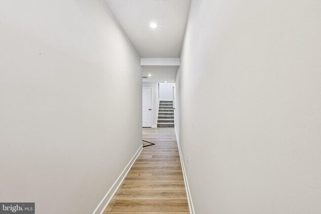 Foto del edificio - 9287 Tanfield Dr