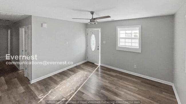 Building Photo - 1811 Union St