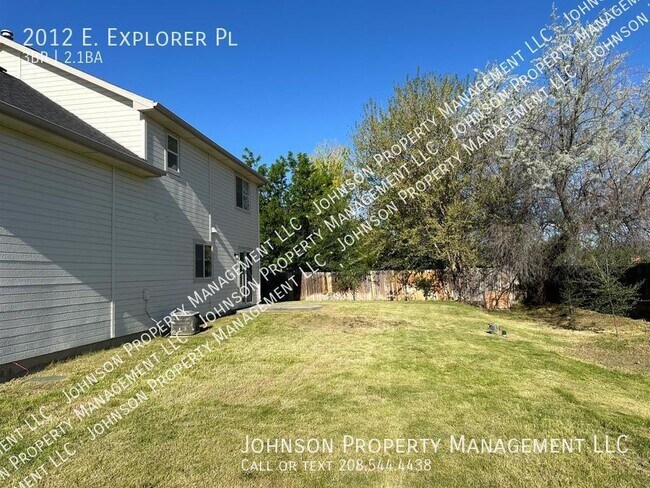 Foto del edificio - 2012 E Explorer Pl