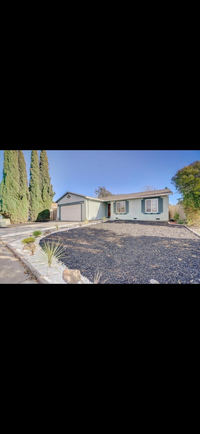 Building Photo - 89 Chipman Ln