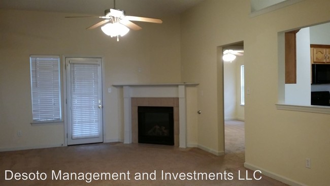 Building Photo - 4 br, 2 bath House - 7051 Maple Grove