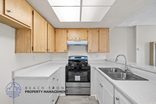 Foto del edificio - 1800 S. Broadway Ave.