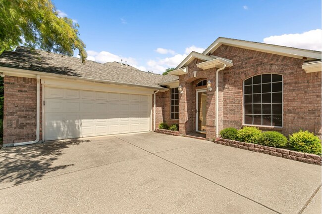 Building Photo - Creek Lot in Allen ISD...