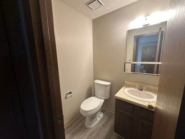 Foto del edificio - 506 W 42nd St