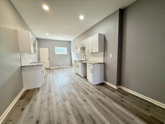Foto del edificio - Anika Homes 3 Bedroom