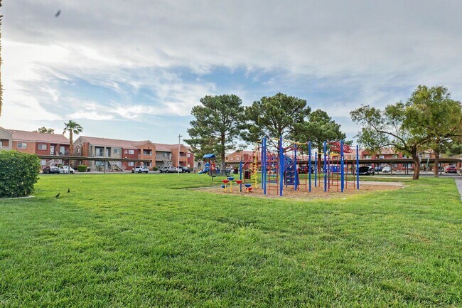 Building Photo - 4730 E Craig Rd