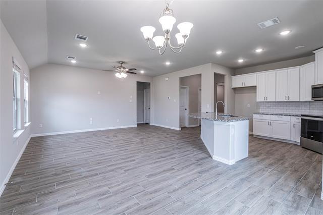 Foto del edificio - 311 Ranch Rd
