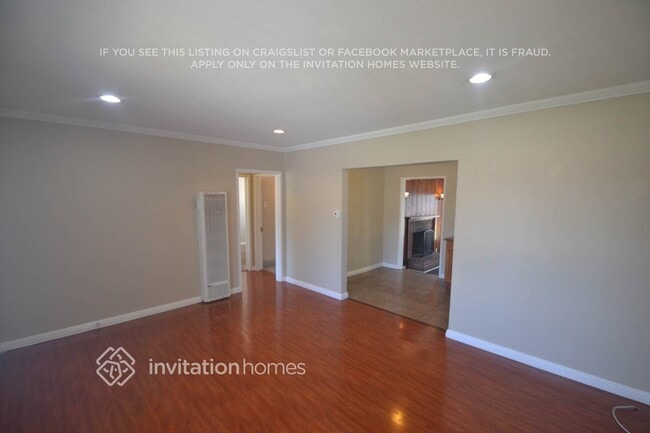 Building Photo - 10307 S Doty Ave