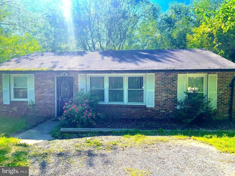 Foto principal - 6740 Solomons Island Rd N