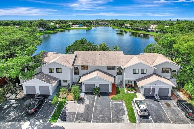 Foto del edificio - 388 NW 103rd Terrace