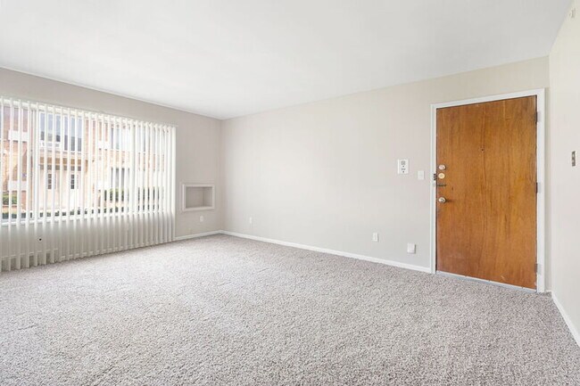 Foto del edificio - 24583 Kelly Rd