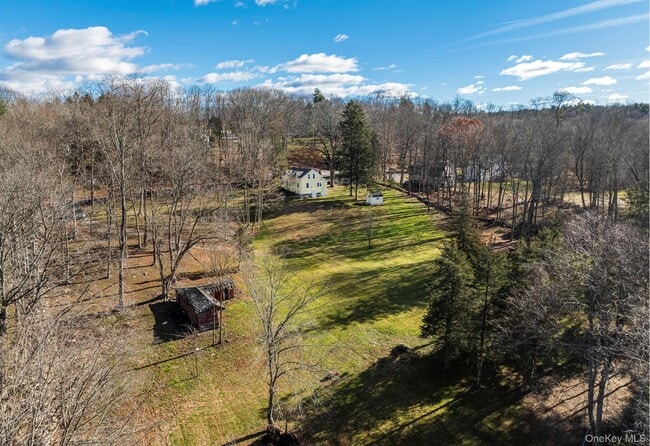 Foto del edificio - 6 Starr Ridge Rd