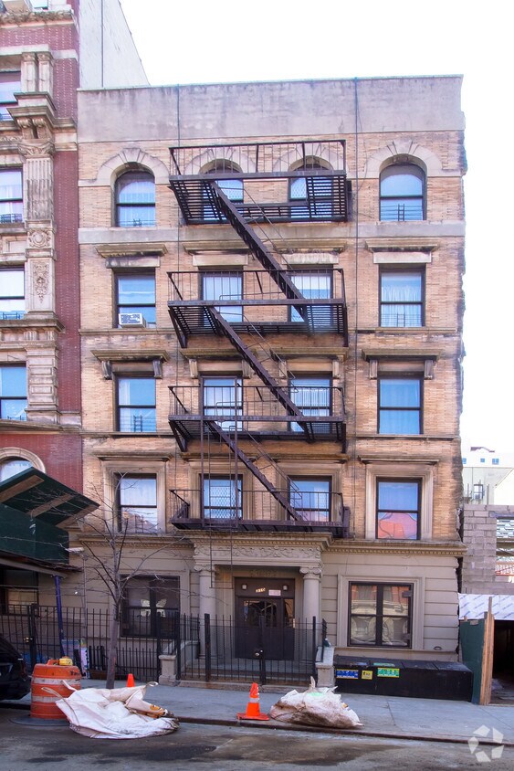 Primary Photo - 310 W 112th St