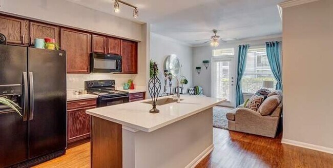 Building Photo - 1 bedroom in Humble TX 77396