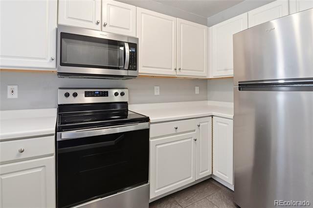 Building Photo - 1221 Warrior Way