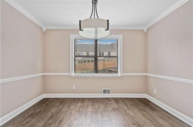 Building Photo - 893 Sandune Dr