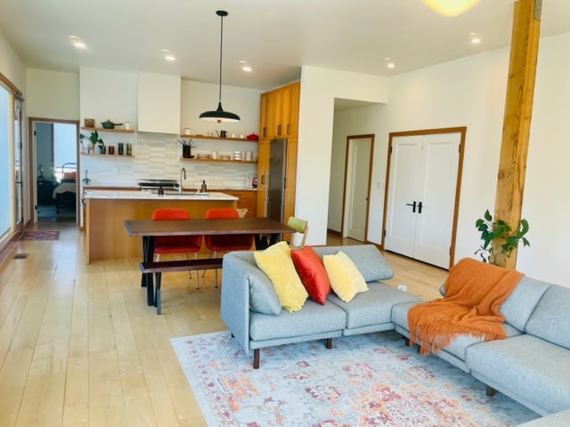 Photo - 231 NE Hancock St Apartment