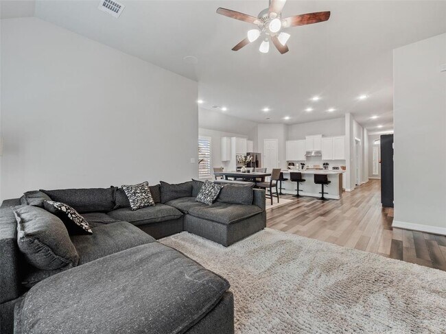 Foto del edificio - 4415 Millstone Dr