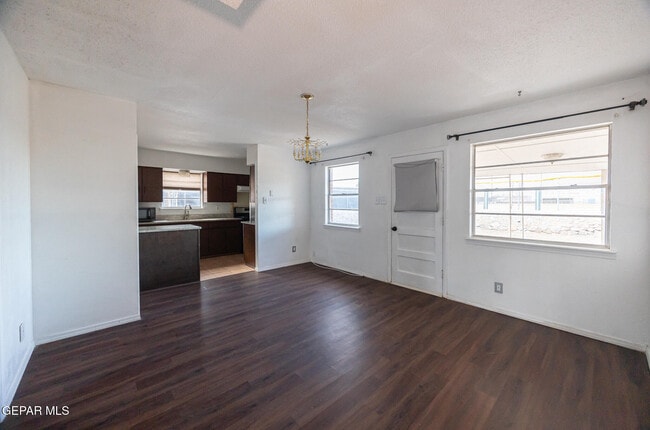 Building Photo - 5409 Edmonton Ave