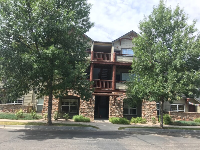 Primary Photo - 5220 Boardwalk Dr