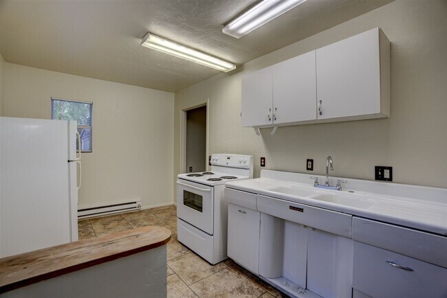 Foto del edificio - 211 N Washington Ave