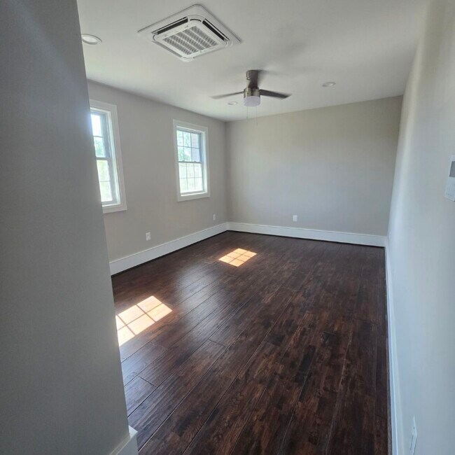Building Photo - 7708 Appomattox Ave