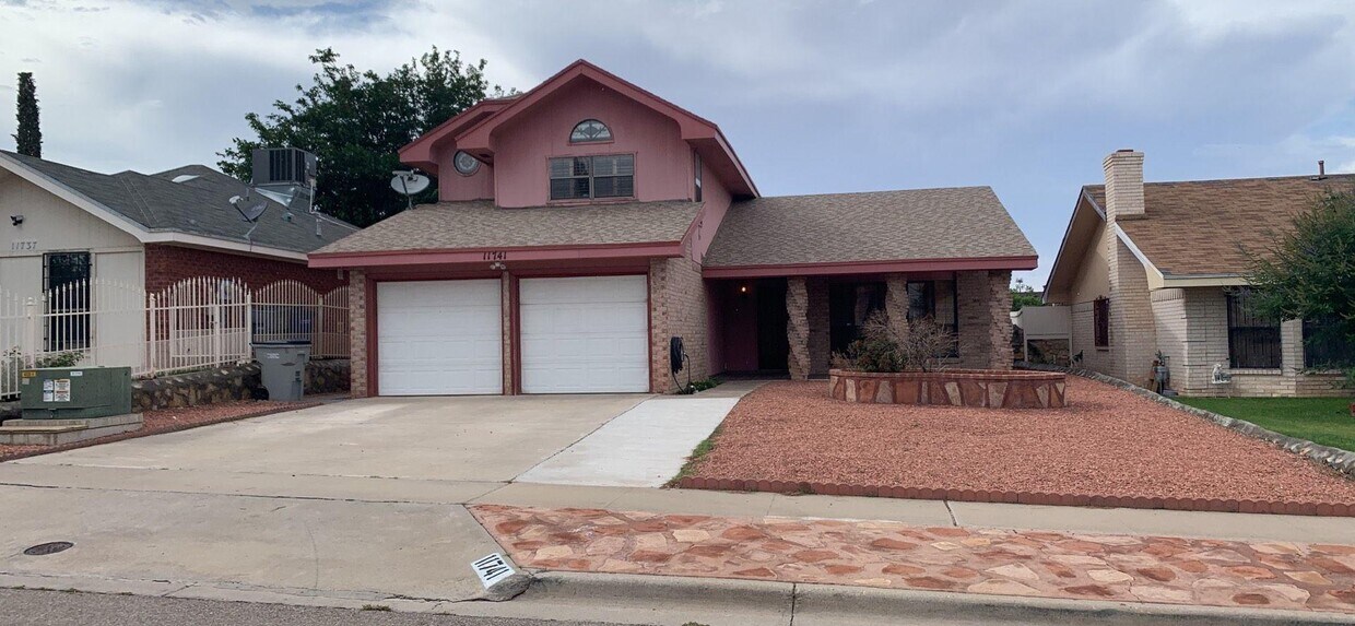 11741 Roger Chaffee Ln, El Paso, TX 79936 House for Rent in El Paso