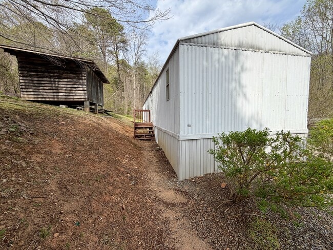 Building Photo - 41 Windy Hill Rd