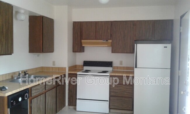 Building Photo - 2308 Hillview Ct