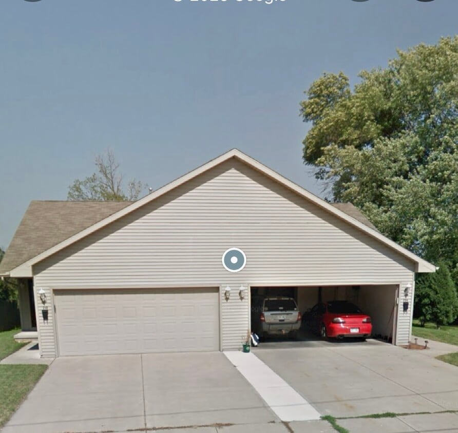Primary Photo - 208 N. 6th St.