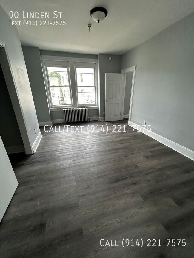 Building Photo - 90 Linden St