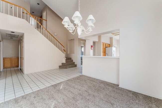 Foto del edificio - Southwest Las Vegas Living with Vaulted Ceilings Located In A 55+ Community!