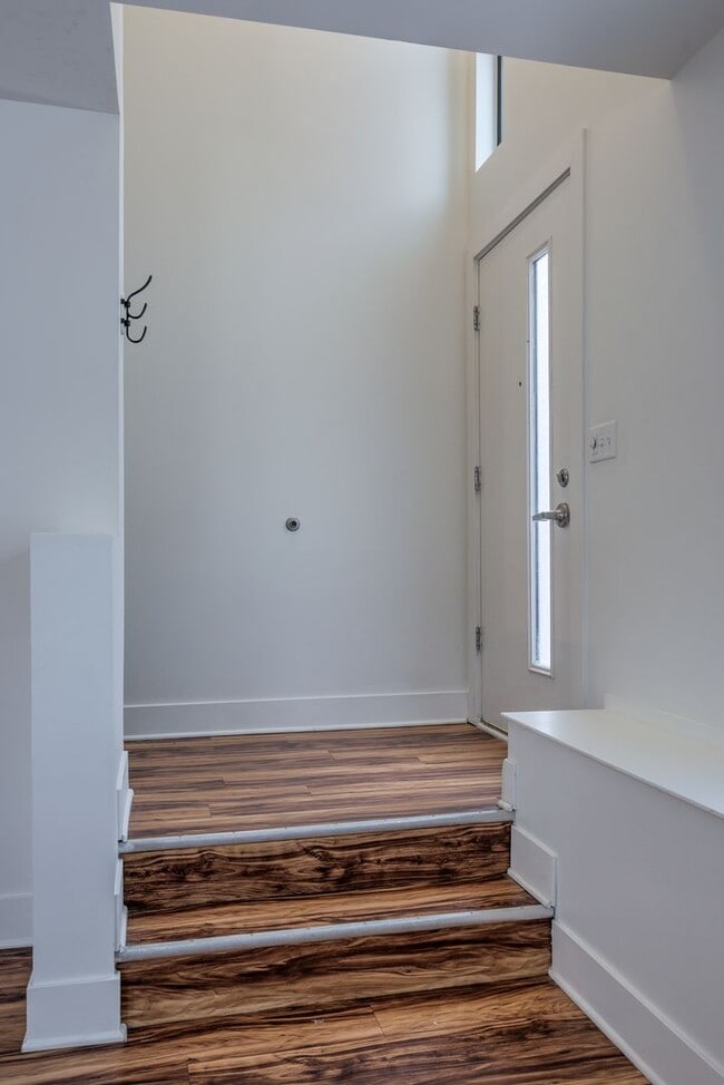 Foto del edificio - Beautifully located in the heart of Counci...