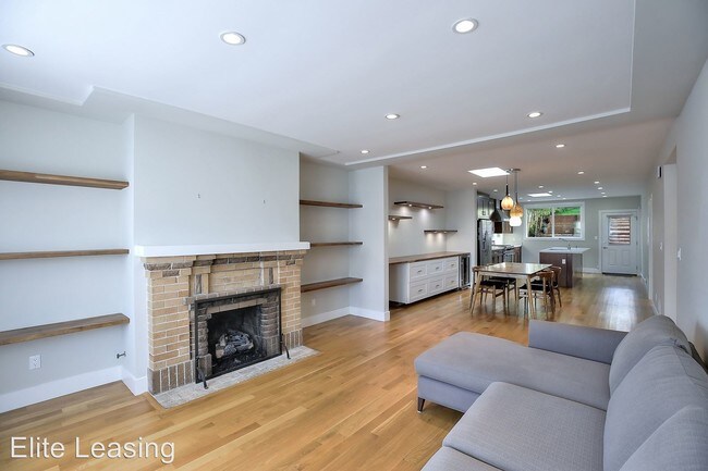 Building Photo - 2 br, 2 bath House - 360 Chenery Street