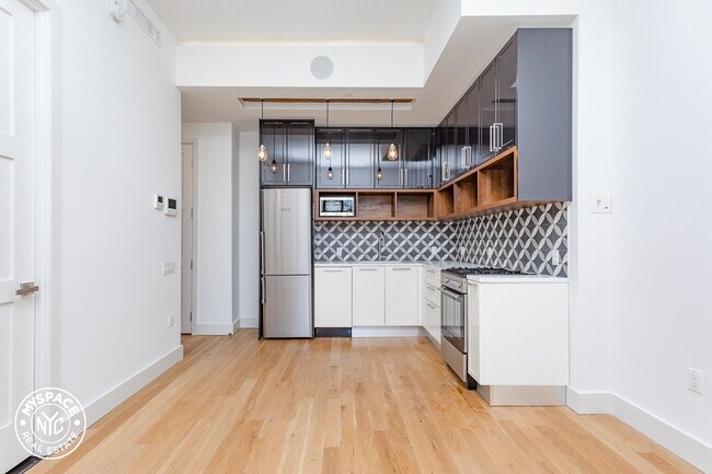 Building Photo - 41-21 28th St