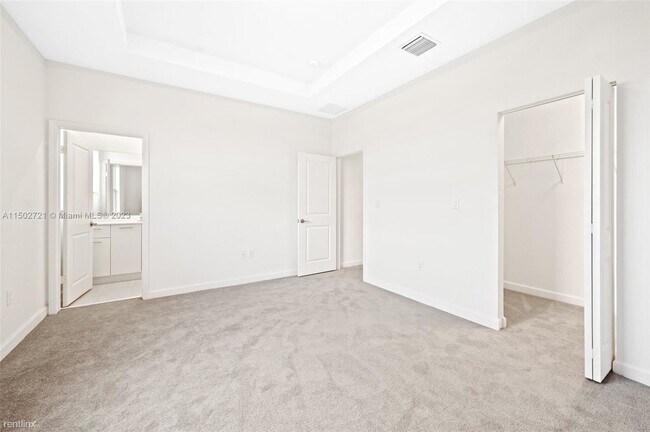 Foto del edificio - 3 br, 2.5 bath House - 2359 NW 122nd Ter F...