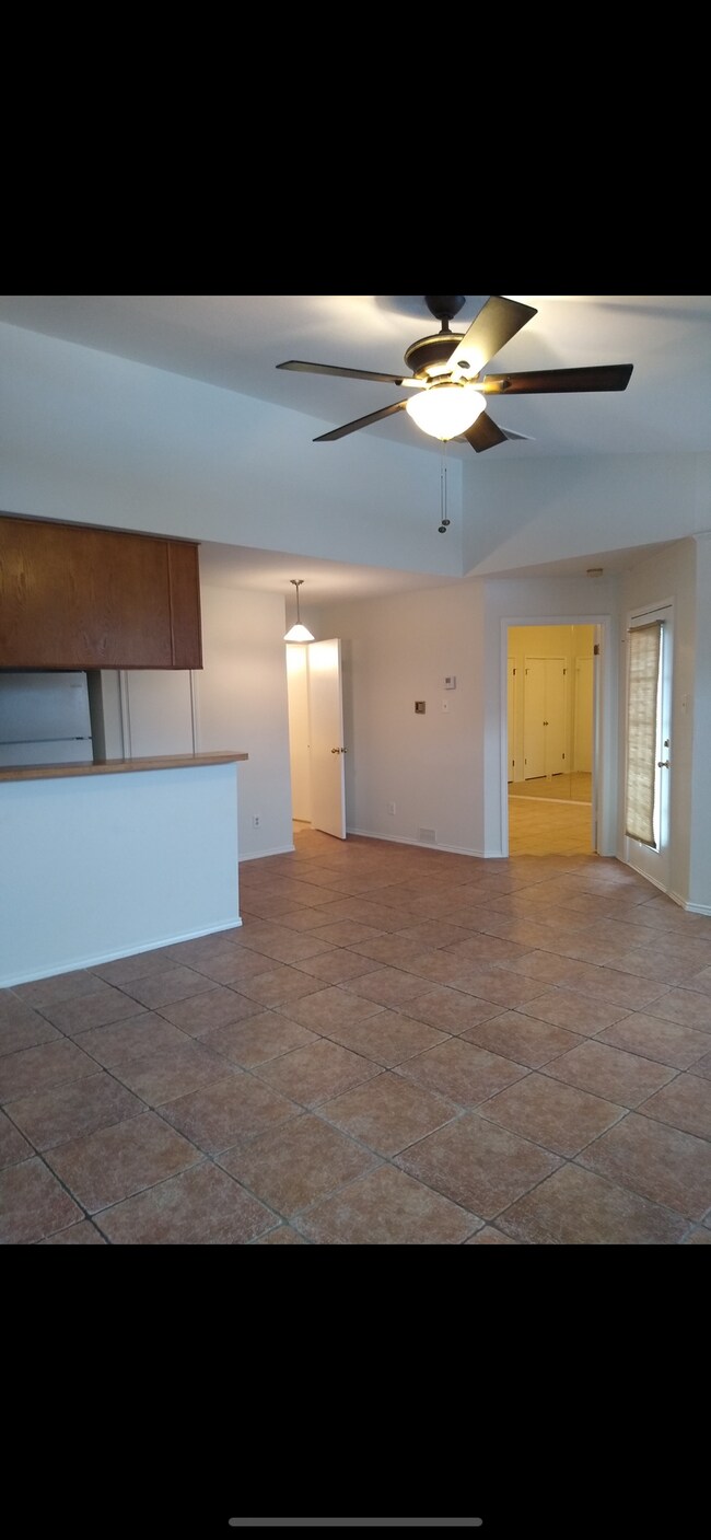 Foto del edificio - 4803 Hamilton Wolfe Rd