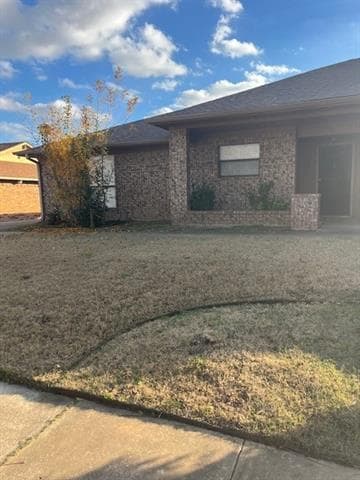 Building Photo - 2420 Dalewood Ln