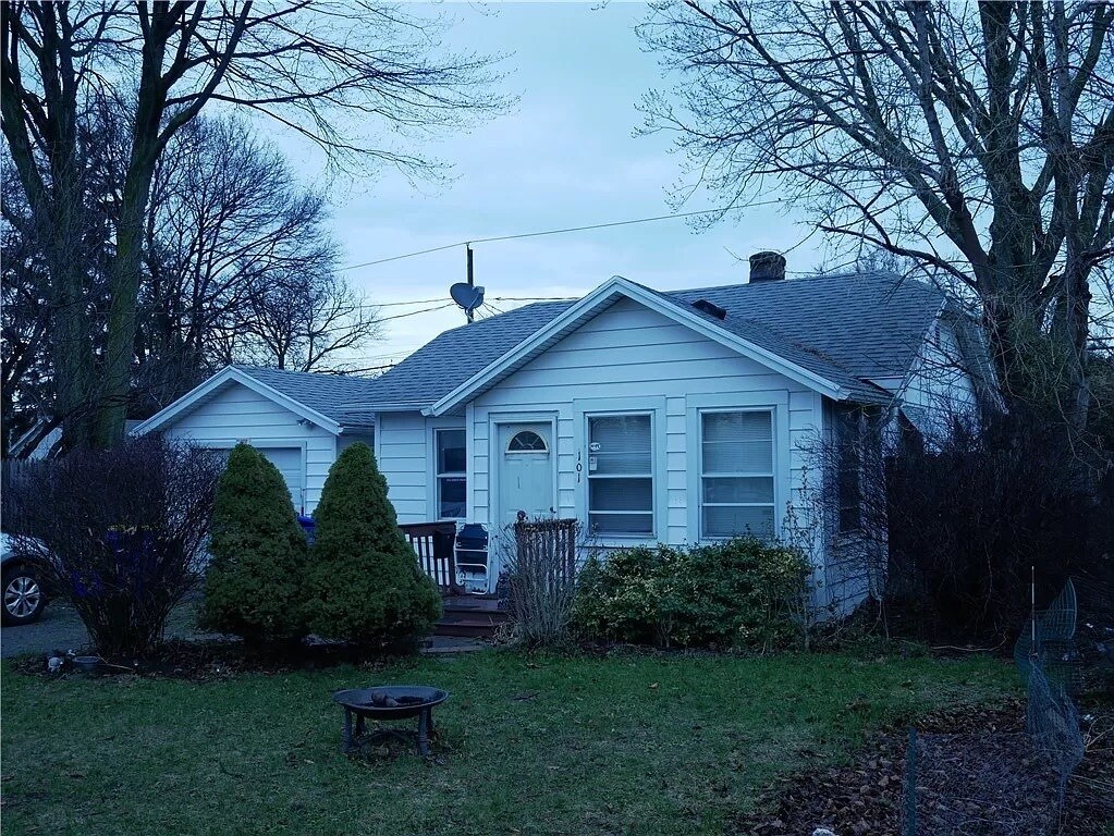 Primary Photo - 101 Westwood Dr